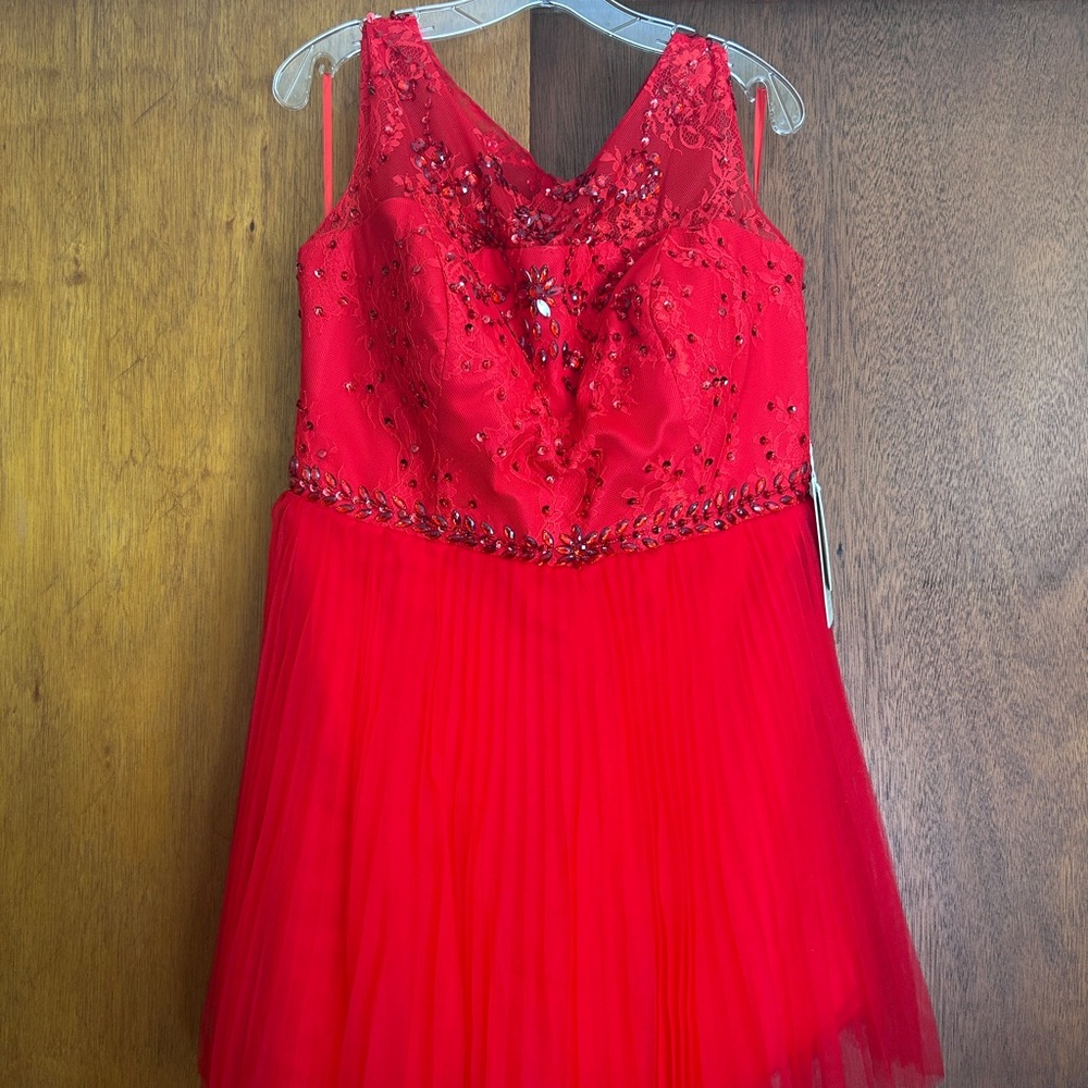 NWT Stacee’s Red Party Dress